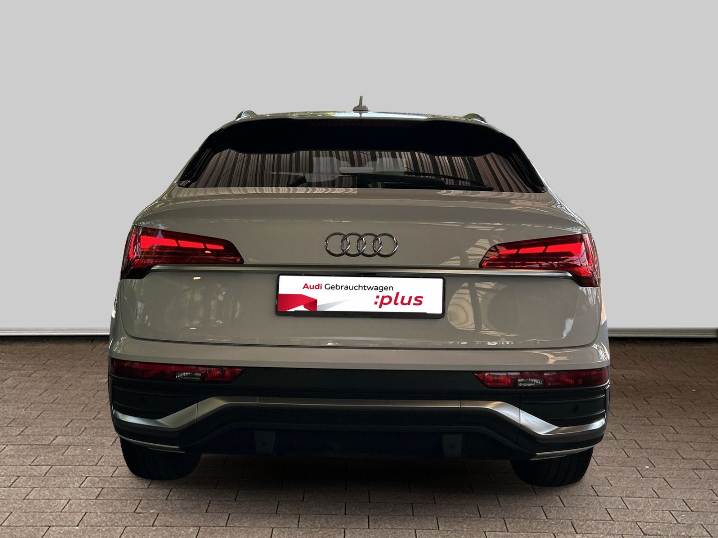 Fahrzeugabbildung Audi Q5 Sportback 35 TDI S tronic S Line Sportsitze S