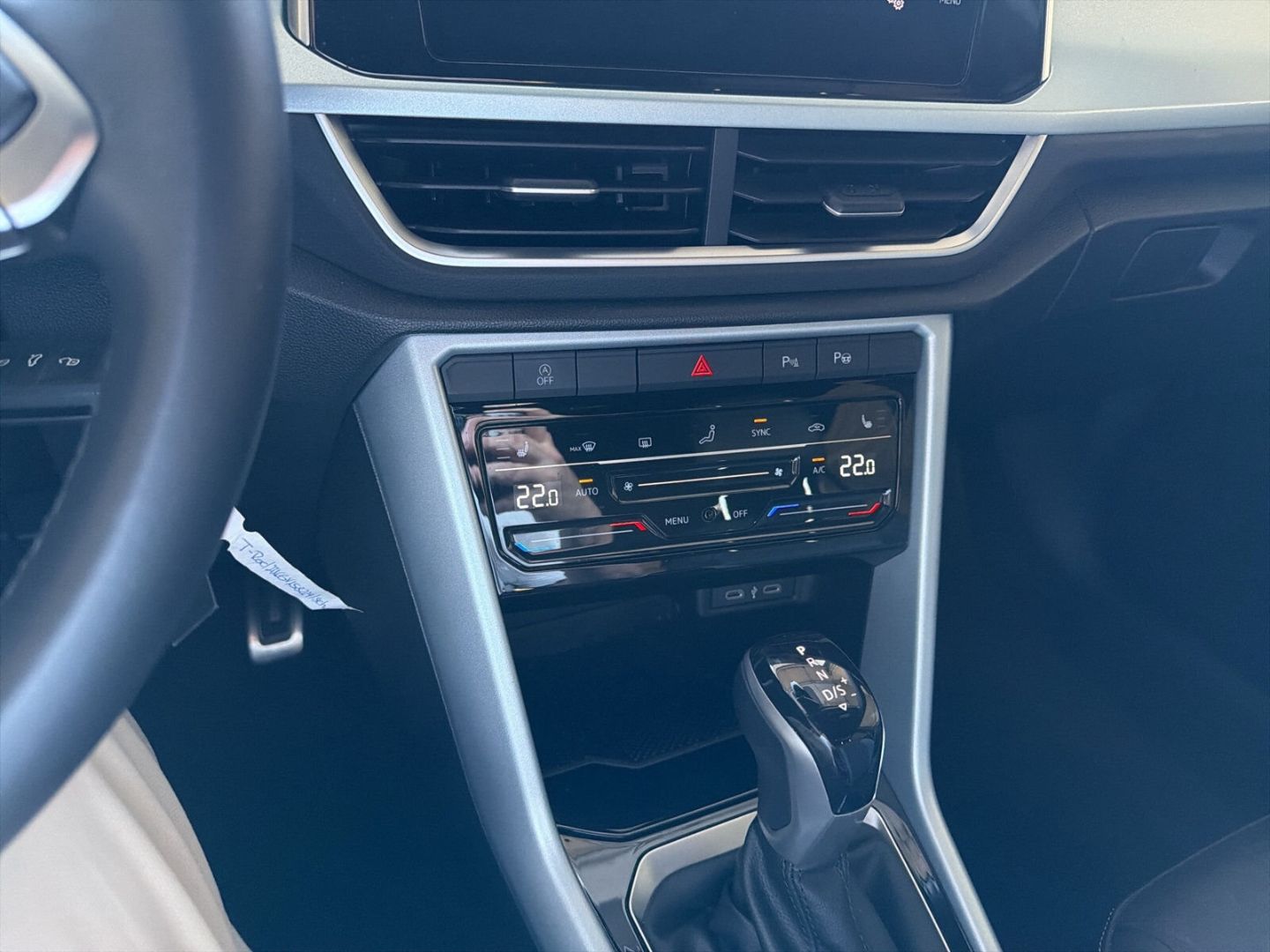 Fahrzeug 18 Fahrzeugabbildung Volkswagen T-Roc 1.5 TSI Goal RearView Clima Navi LED-Plus