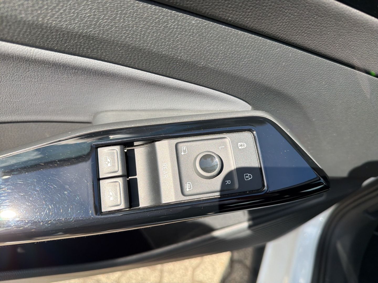 Fahrzeugabbildung Volkswagen ID.4 Pro Performance 150 Kw Clima Navi LED