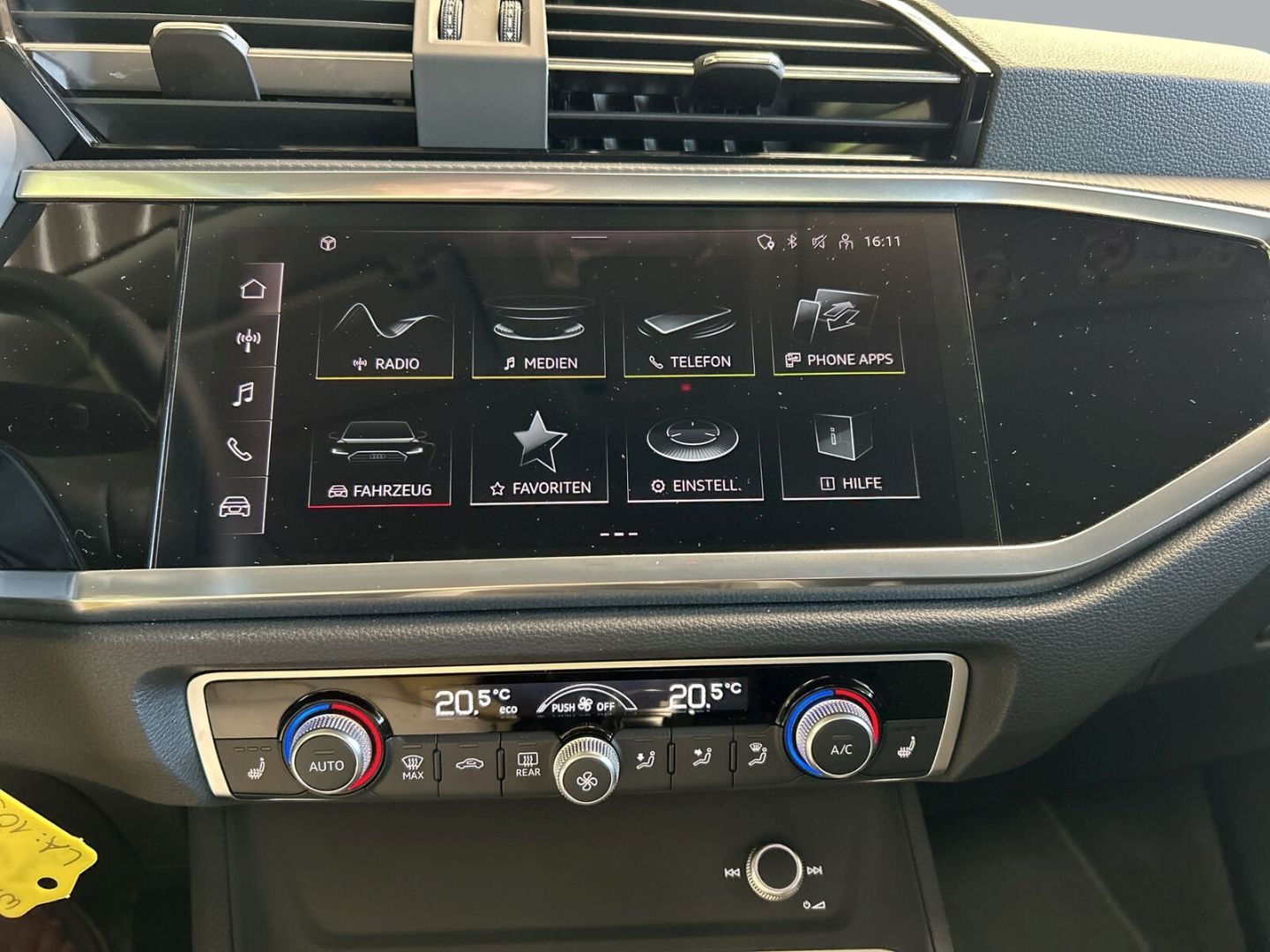 Fahrzeugabbildung Audi Q3 45 TFSI e LED Kamera Alu 18'' Carplay AHK