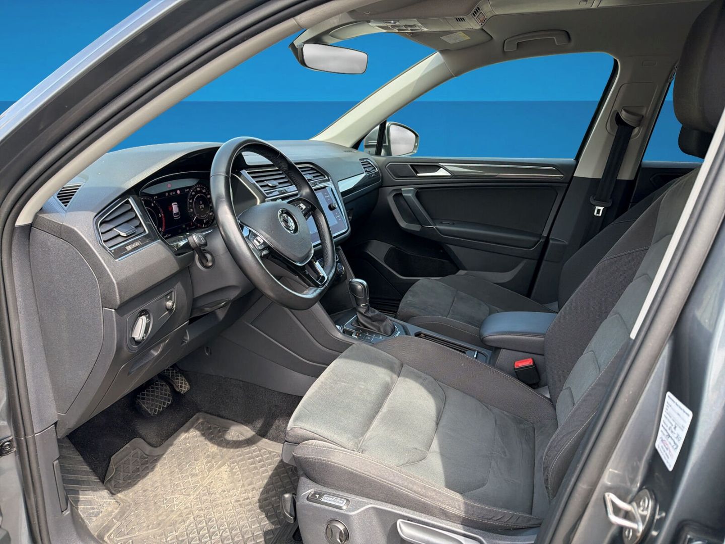 Fahrzeug 12 Fahrzeugabbildung Volkswagen Tiguan Allspace 2.0 TDI Highline 4Motion Rear Vi