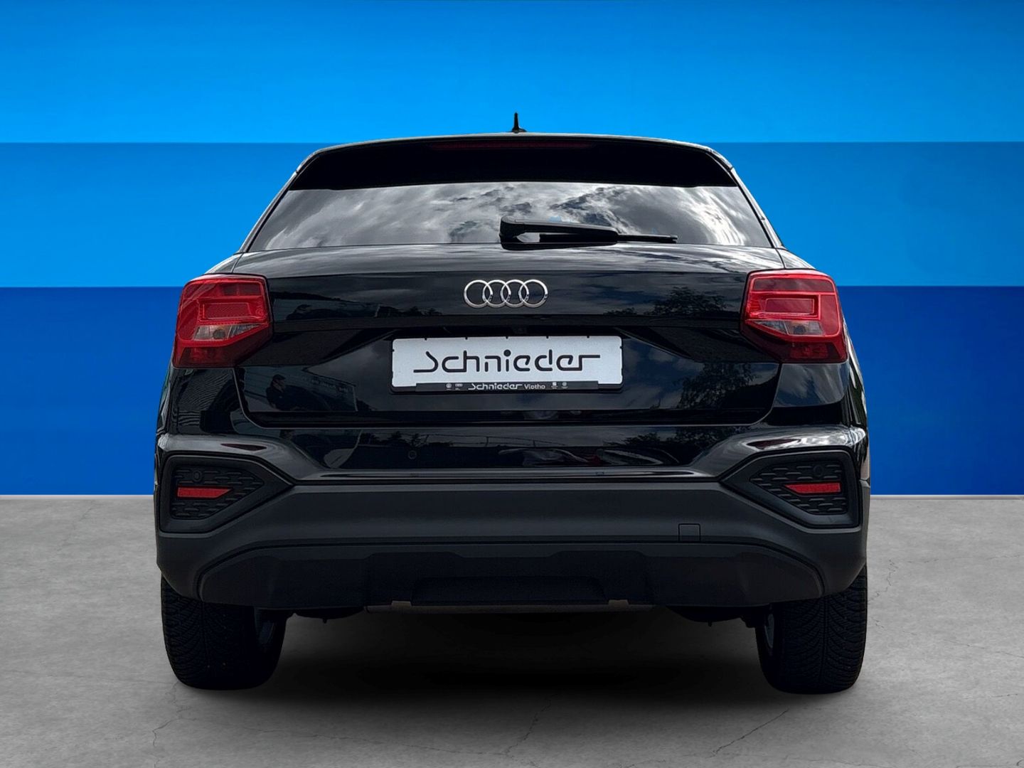 Fahrzeug 7 Fahrzeugabbildung Audi Q2 35 TFSI DSG B.O. CAM SHZ CARPLAY ALLWETTER