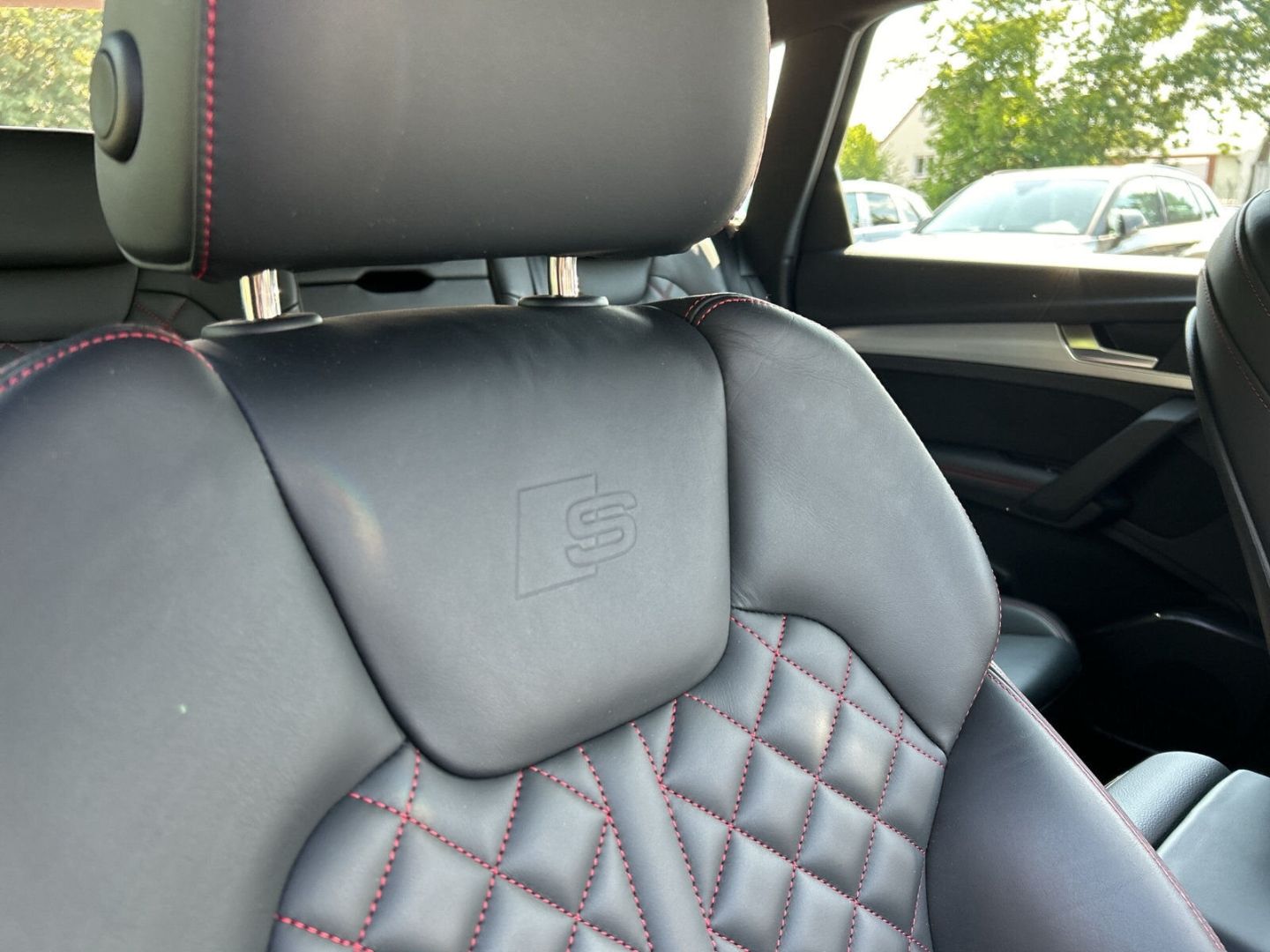 Fahrzeug 23 Fahrzeugabbildung Audi Q5 40 TDI quattro S Line Matrix S Sportsitze LED