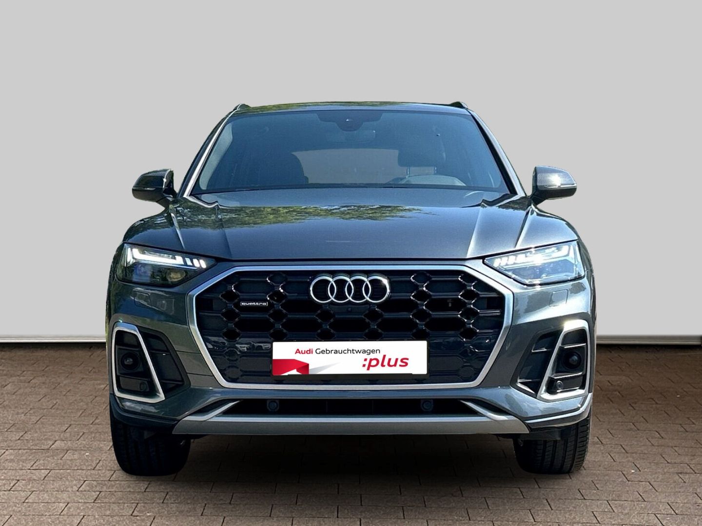 Fahrzeug 6 Fahrzeugabbildung Audi Q5 40 TDI quattro S Line Matrix S Sportsitze LED