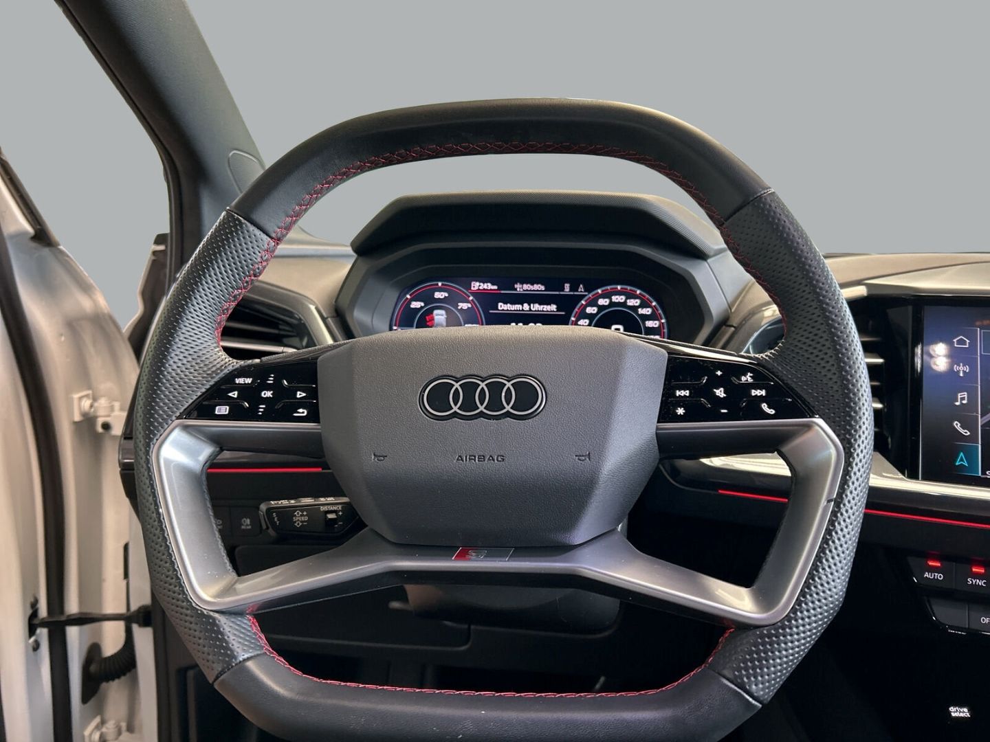 Fahrzeug 14 Fahrzeugabbildung Audi Q4 40 Sportback S Line Matrix LED Pano Wärmepump