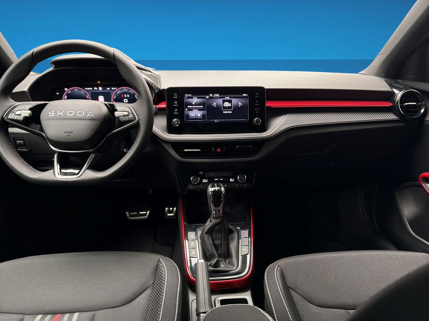 Fahrzeug 13 Fahrzeugabbildung SKODA Fabia 1.0 TSI Monte Carlo Virtual Cockpit Clima - mit KI generiert/bearbeitet