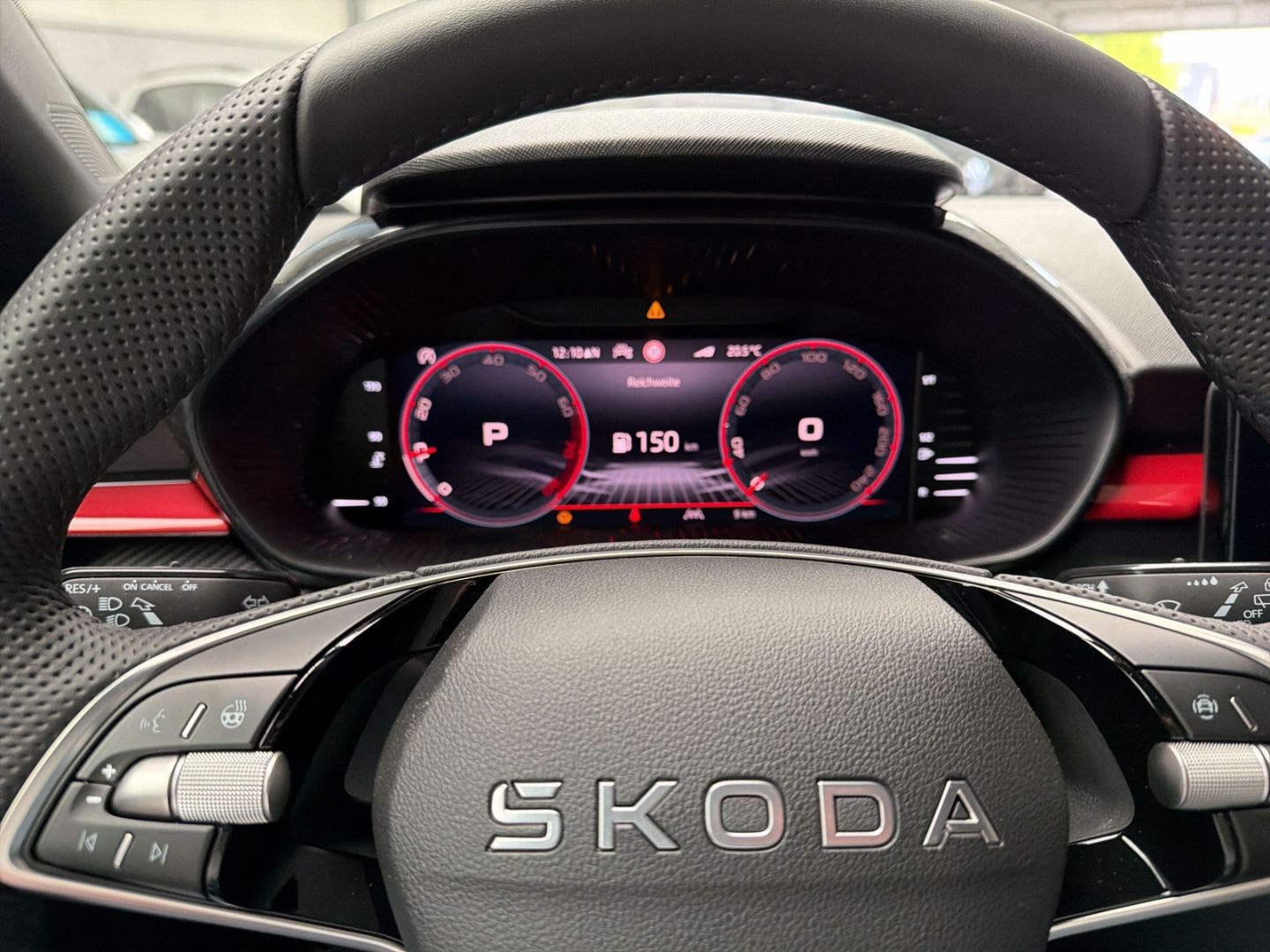 Fahrzeug 16 Fahrzeugabbildung SKODA Fabia 1.0 TSI Monte Carlo Virtual Cockpit Clima - mit KI generiert/bearbeitet