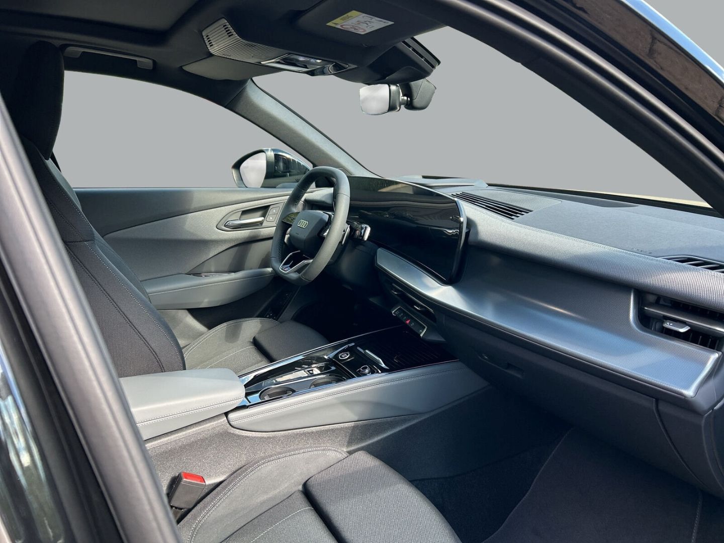 Fahrzeugabbildung Audi Q3 SUV E-HYBRID 200 kW+LED+HUD+AHK+PANO+TECHPRO - mit KI generiert/bearbeitet