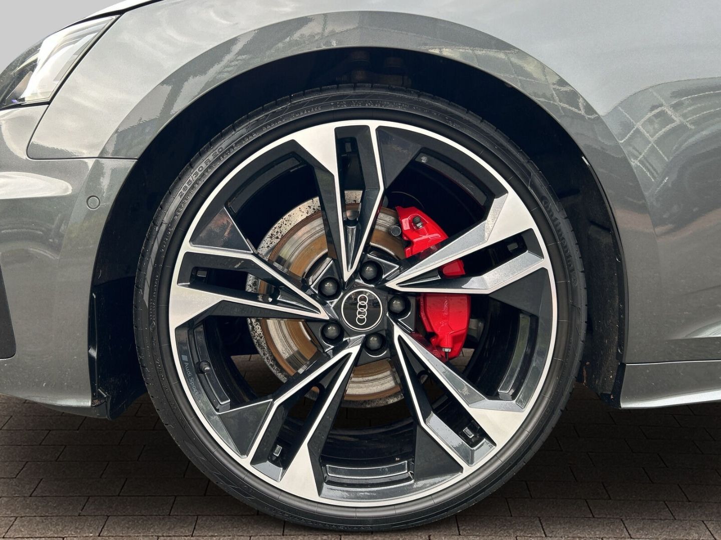 Fahrzeugabbildung Audi A5 S-Line QUATTRO 40 2.0 TDI Sportback MATRIX LE - mit KI generiert/bearbeitet