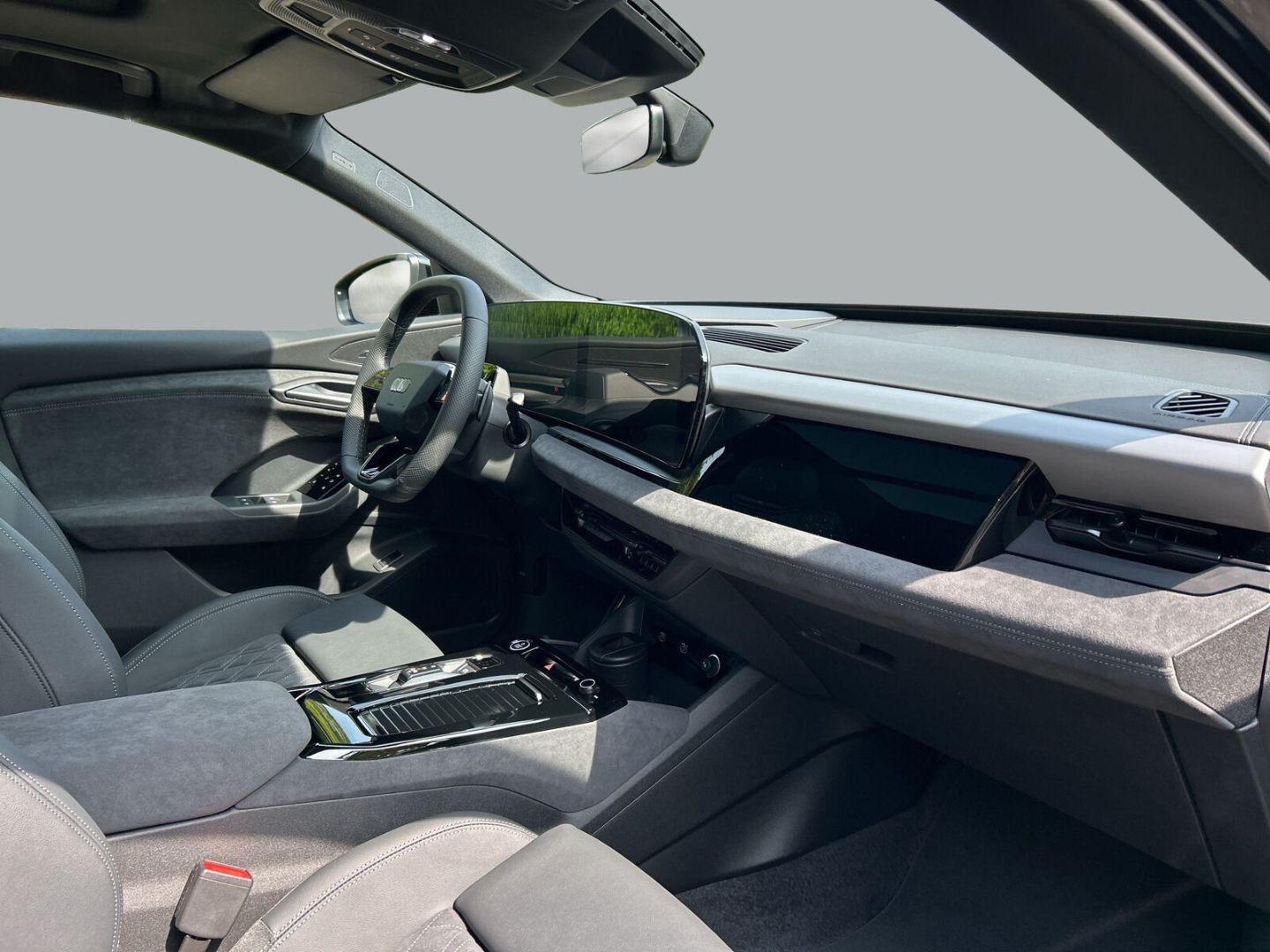 Fahrzeugabbildung Audi Q6 e-tron SPORTBACK 315KW+AHK+LUFT+TECHPRO+HUD+P