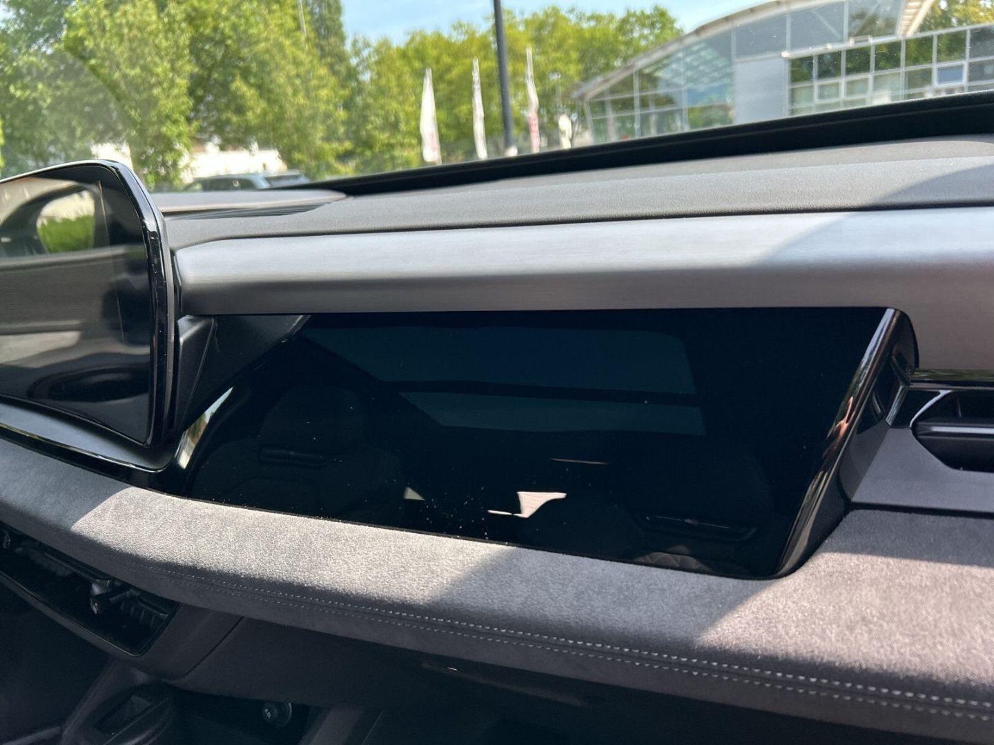Fahrzeugabbildung Audi Q6 e-tron SPORTBACK 315KW+AHK+LUFT+TECHPRO+HUD+P