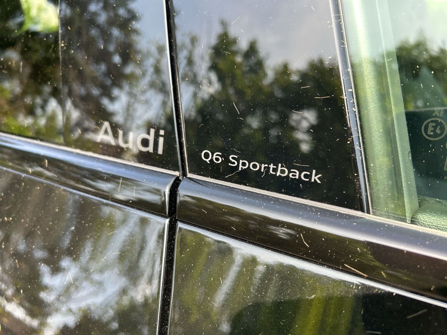 Fahrzeugabbildung Audi Q6 e-tron SPORTBACK 315KW+AHK+LUFT+TECHPRO+HUD+P