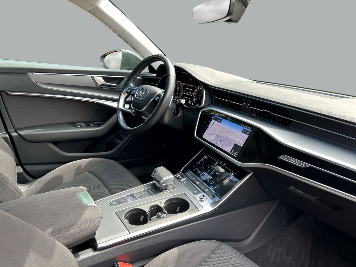 Fahrzeug 18 Fahrzeugabbildung Audi A6 Avant 50 TFSI e quattro Matrix LED Kamera Car