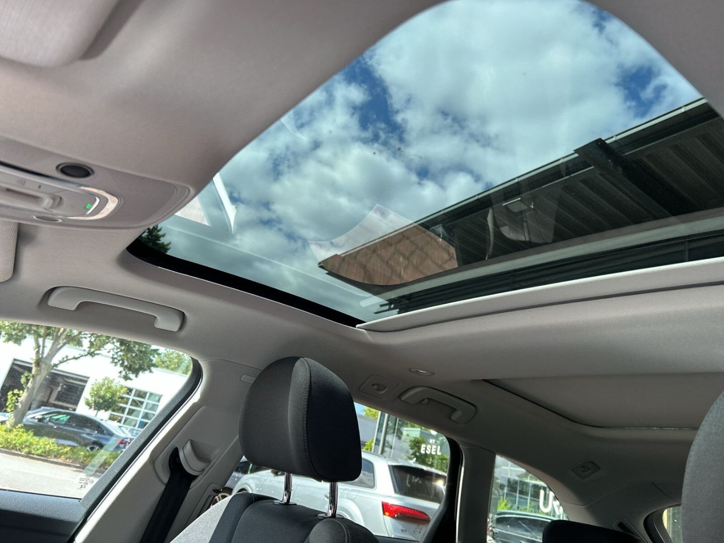 Fahrzeugabbildung Audi A6 Avant 40 TDI S tronic LED Kamera Sportsitze P