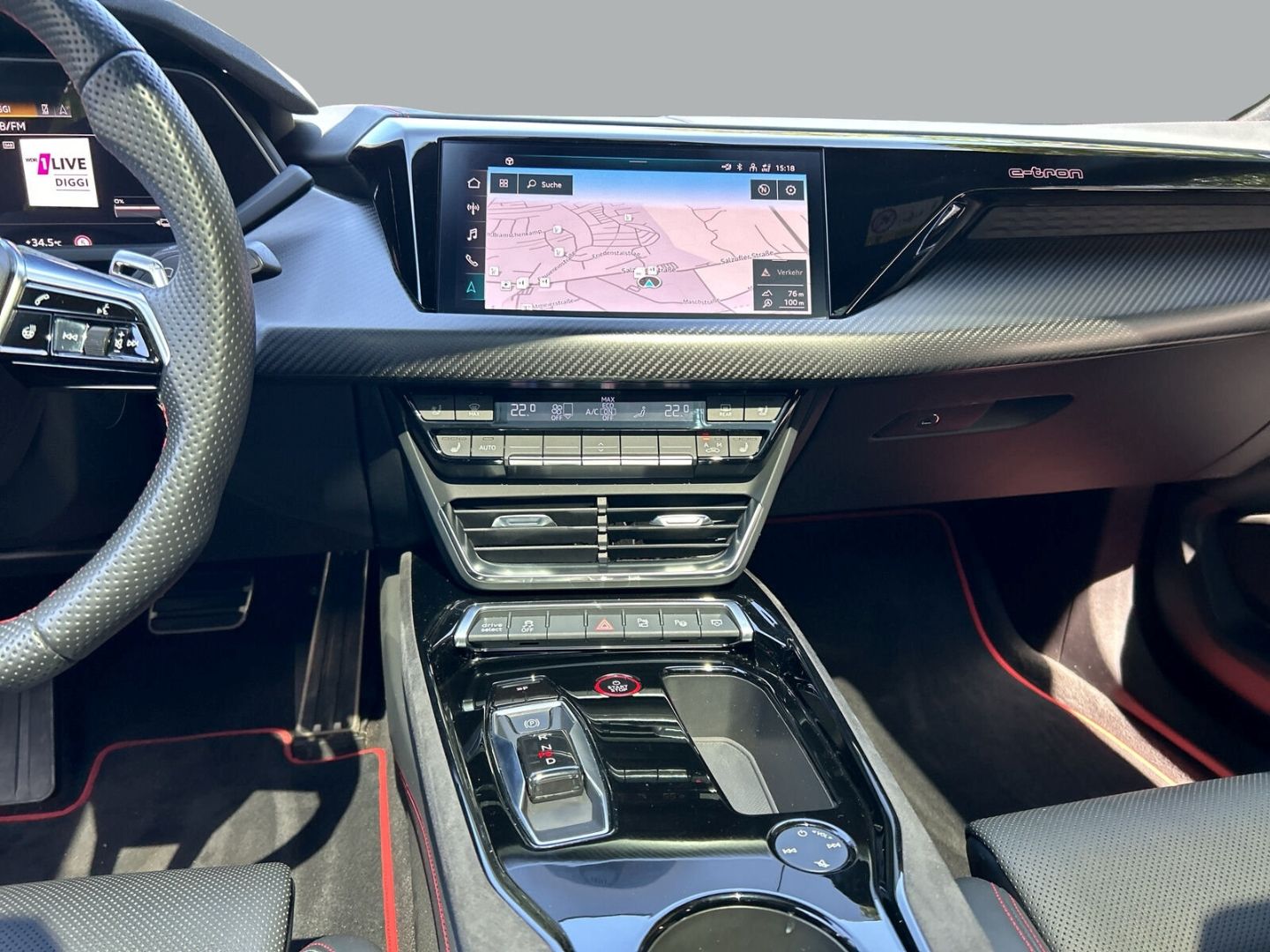Fahrzeug 12 Fahrzeugabbildung Audi RS e-tron GT Matrix LED Leder Sportsitze Pano Ka - mit KI generiert/bearbeitet
