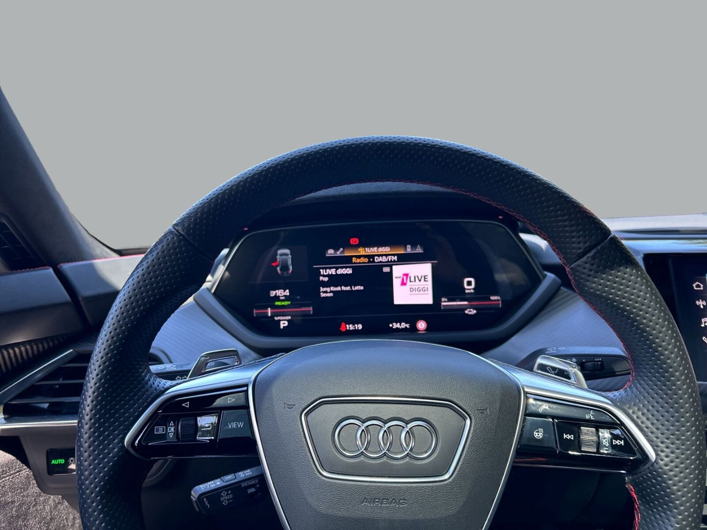 Fahrzeug 16 Fahrzeugabbildung Audi RS e-tron GT Matrix LED Leder Sportsitze Pano Ka - mit KI generiert/bearbeitet