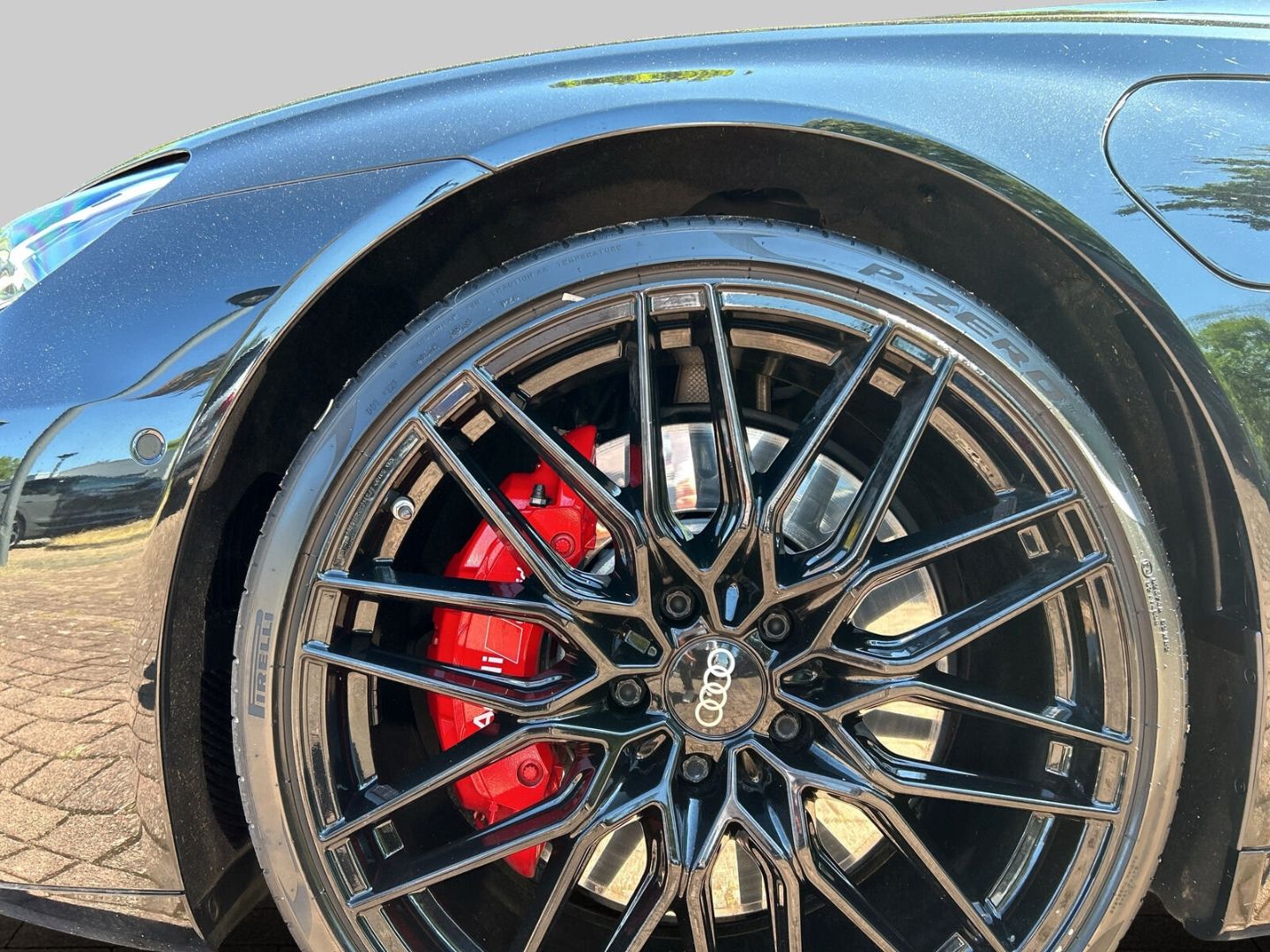 Fahrzeug 21 Fahrzeugabbildung Audi RS e-tron GT Matrix LED Leder Sportsitze Pano Ka - mit KI generiert/bearbeitet