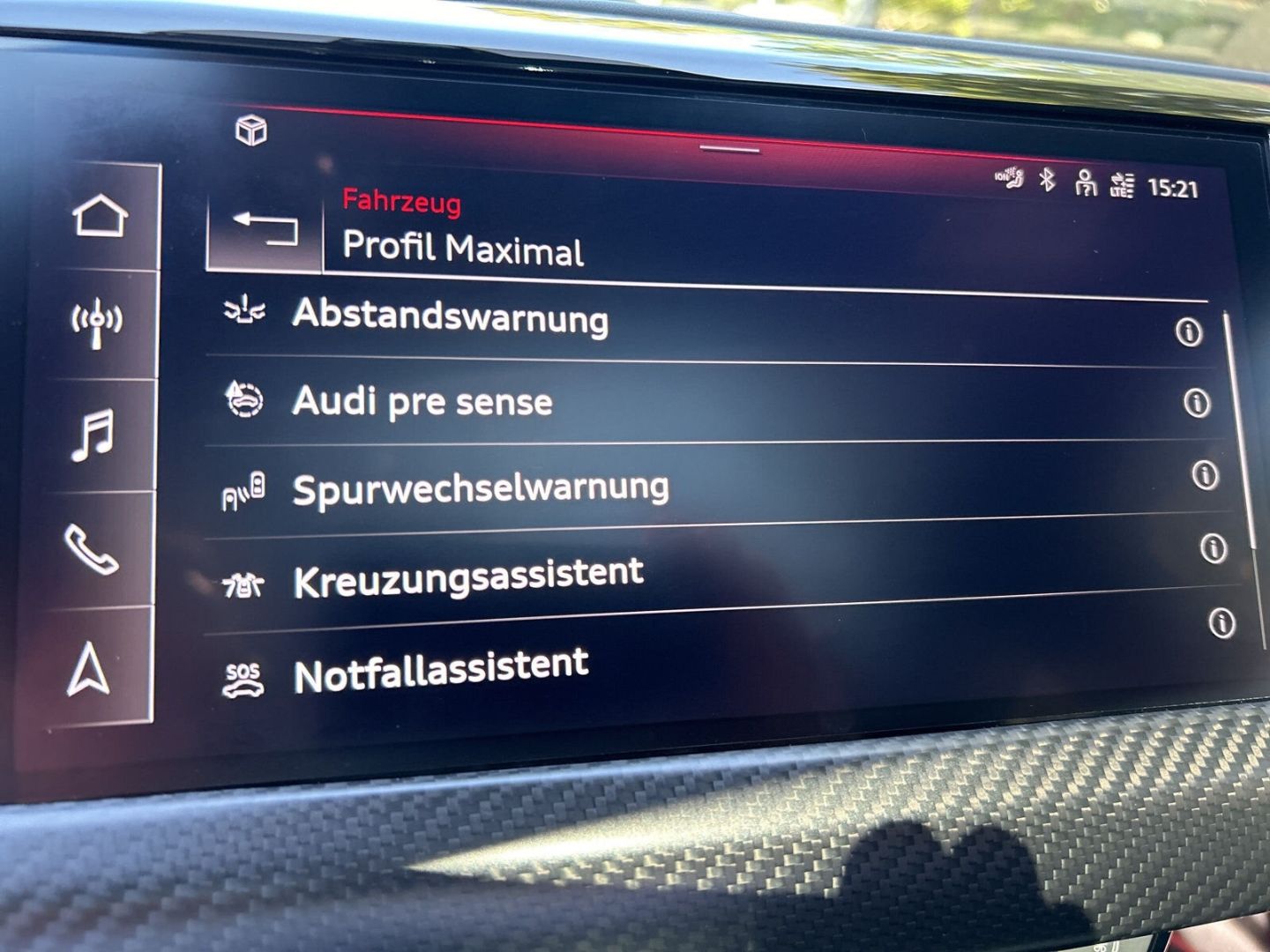 Fahrzeug 26 Fahrzeugabbildung Audi RS e-tron GT Matrix LED Leder Sportsitze Pano Ka - mit KI generiert/bearbeitet