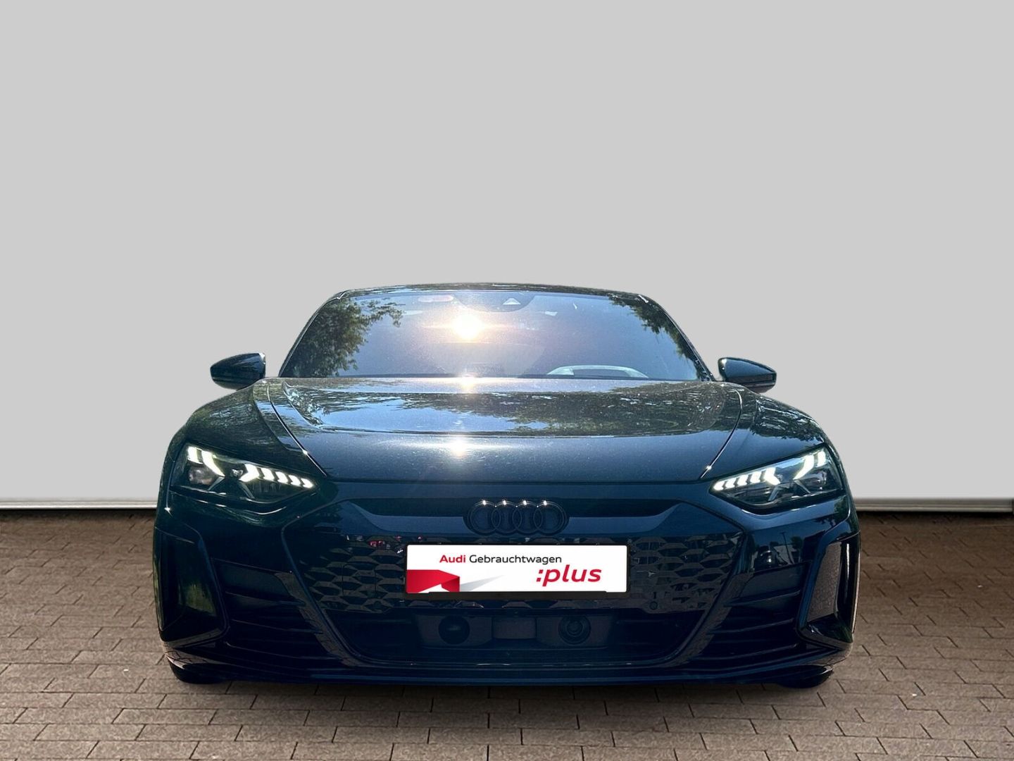 Fahrzeug 6 Fahrzeugabbildung Audi RS e-tron GT Matrix LED Leder Sportsitze Pano Ka - mit KI generiert/bearbeitet