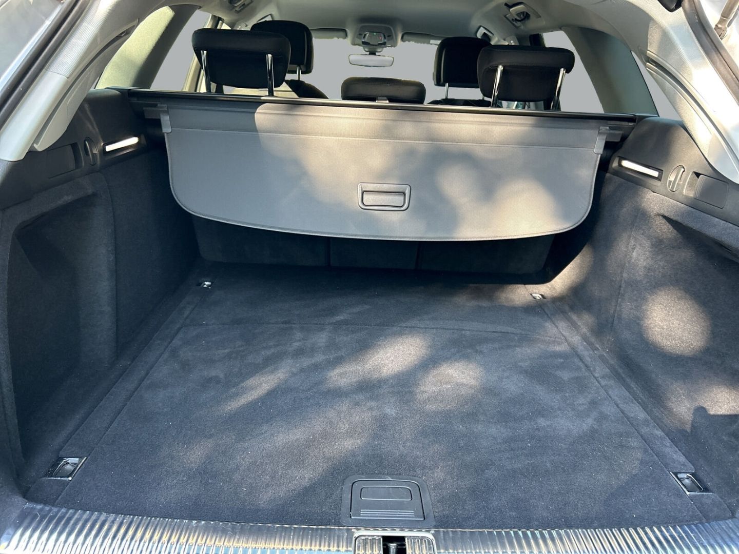 Fahrzeugabbildung Audi A4 allroad 40 TDI quattro S tronic Matrix LED Ka - mit KI generiert/bearbeitet