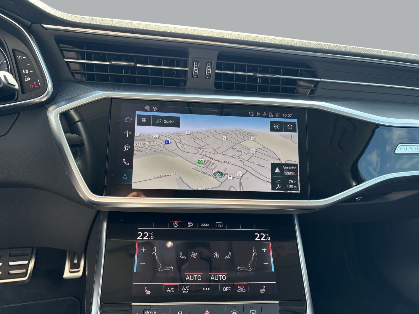 Fahrzeug 15 Fahrzeugabbildung Audi A6 allroad 40 TDI LED+AHK+LUFTFEDERUNG+VIRTUAL - mit KI generiert/bearbeitet