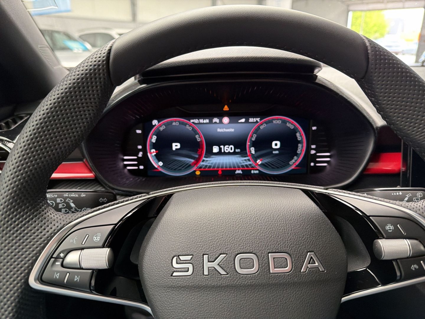 Fahrzeug 15 Fahrzeugabbildung SKODA Fabia 1.0 TSI Monte Carlo Rückfahrkamera LED - mit KI generiert/bearbeitet