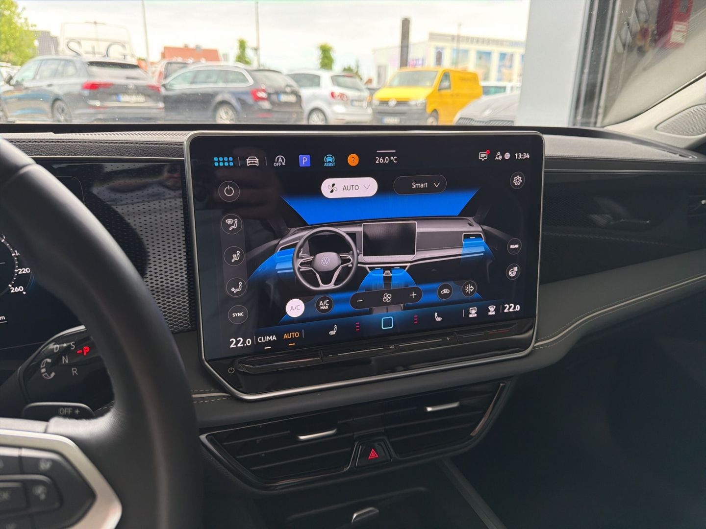 Fahrzeugabbildung Volkswagen Passat 1.5 eTSI Business Rear View Navi Clima - mit KI generiert/bearbeitet