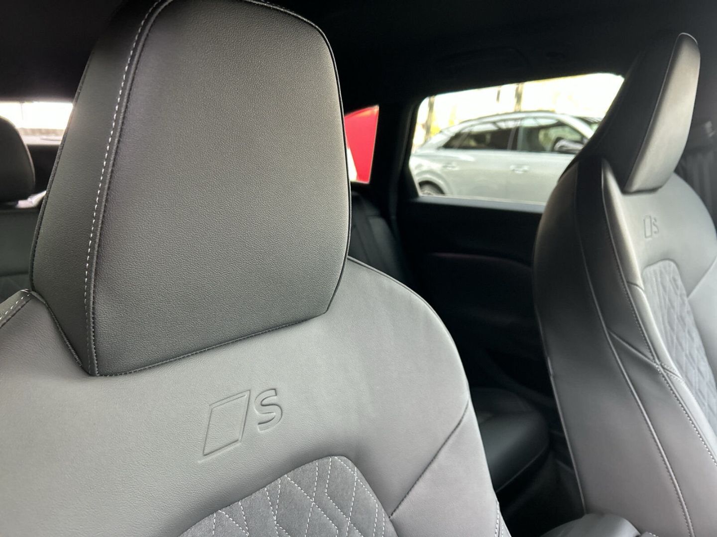 Fahrzeug 21 Fahrzeugabbildung Audi A5 TDI AVANT QUATTRO+LED+AHK+B&O+MEMORY+KAMERA