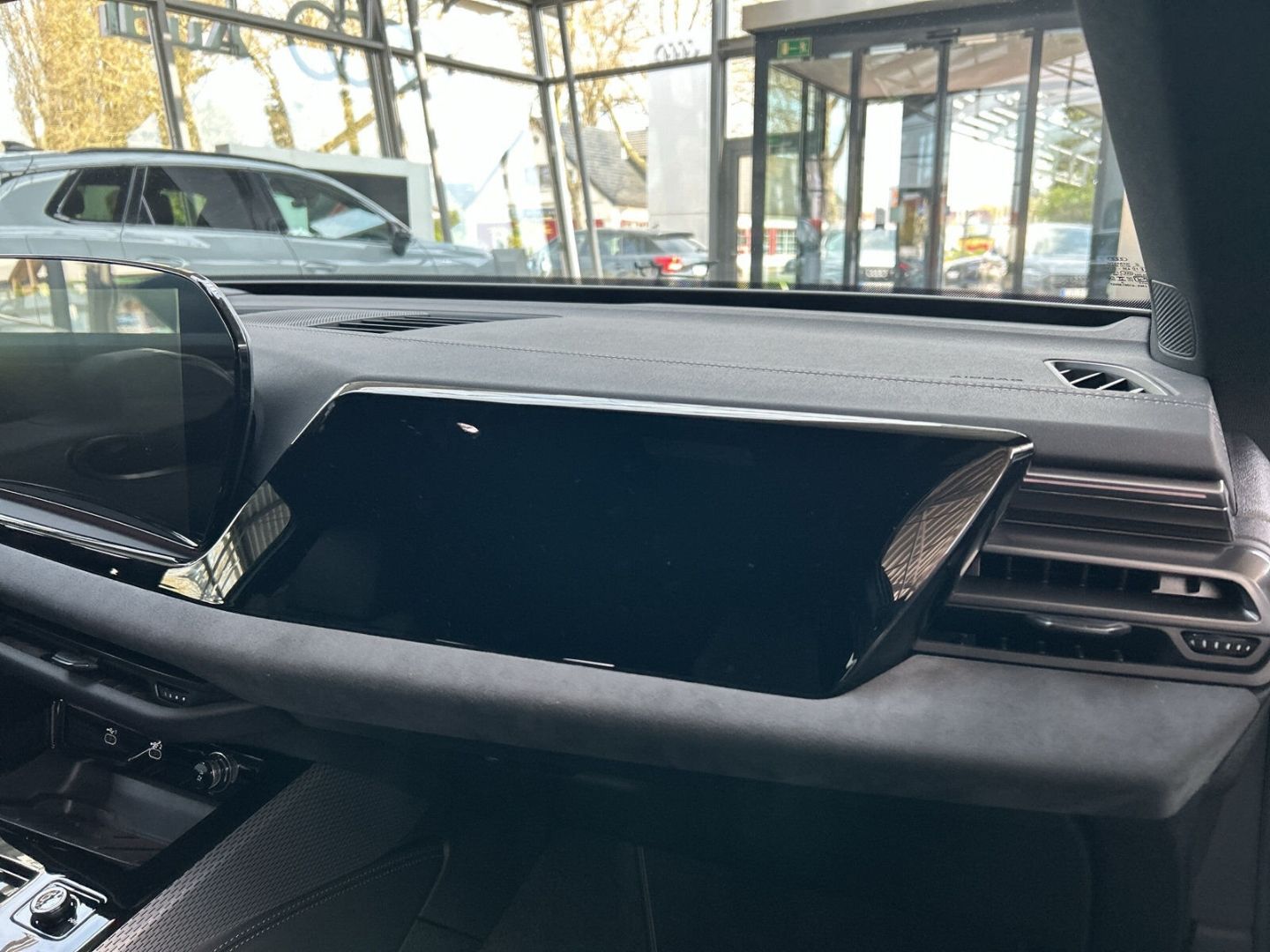 Fahrzeug 22 Fahrzeugabbildung Audi A5 TDI AVANT QUATTRO+LED+AHK+B&O+MEMORY+KAMERA