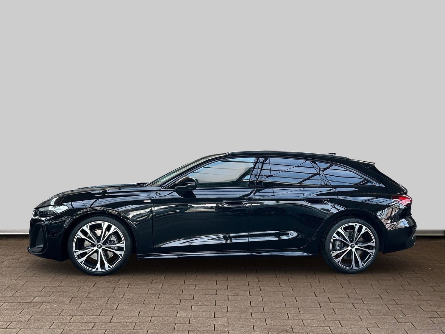 Fahrzeug 7 Fahrzeugabbildung Audi A5 TDI AVANT QUATTRO+LED+AHK+B&O+MEMORY+KAMERA