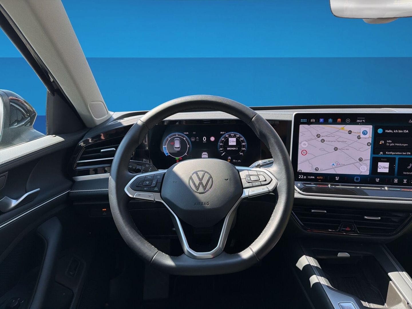 Fahrzeugabbildung Volkswagen Passat 2.0 TDI Business Premium AHK 360 Kamera
