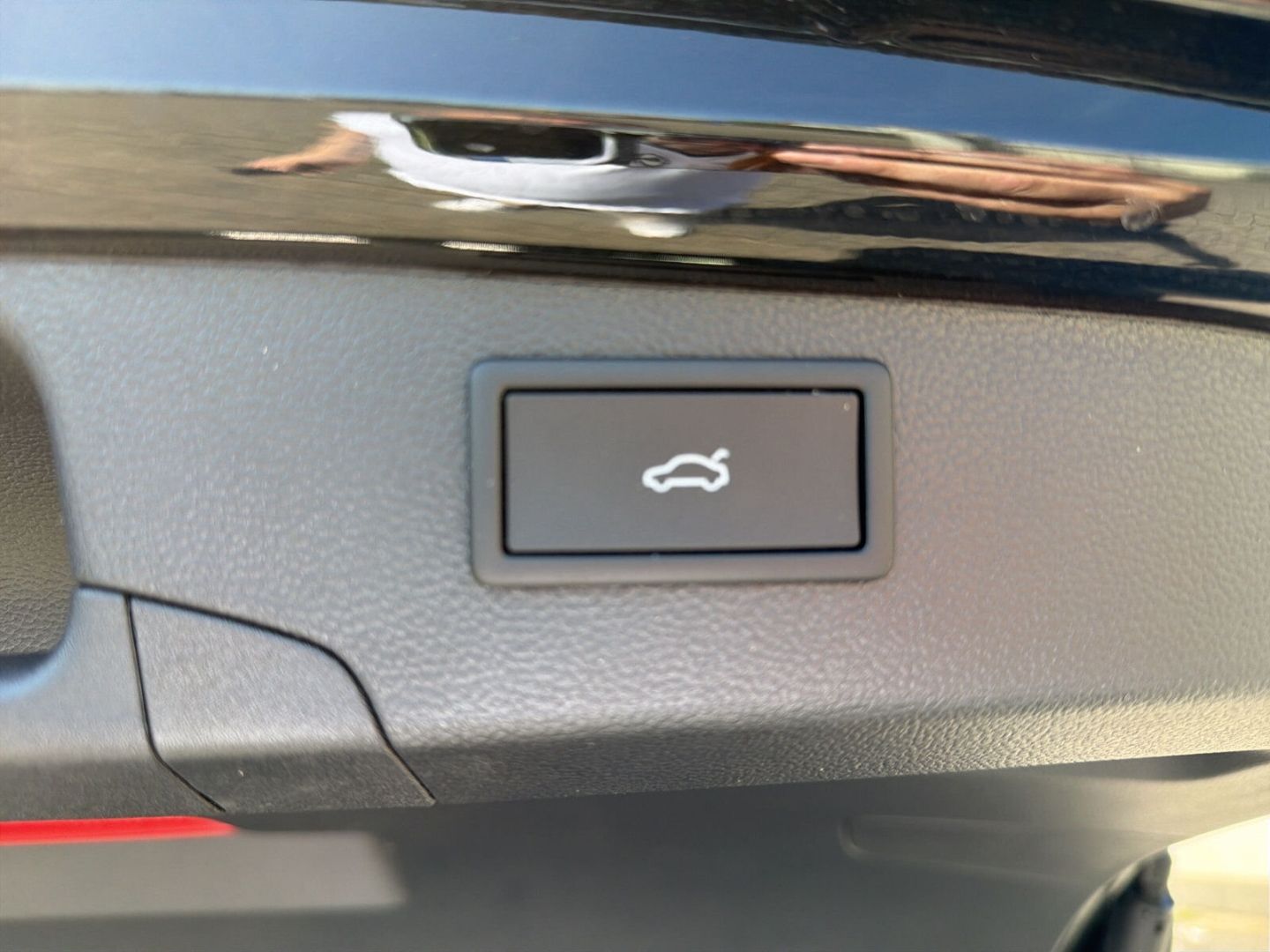Fahrzeugabbildung Volkswagen Passat 2.0 TDI Business Premium AHK 360 Kamera