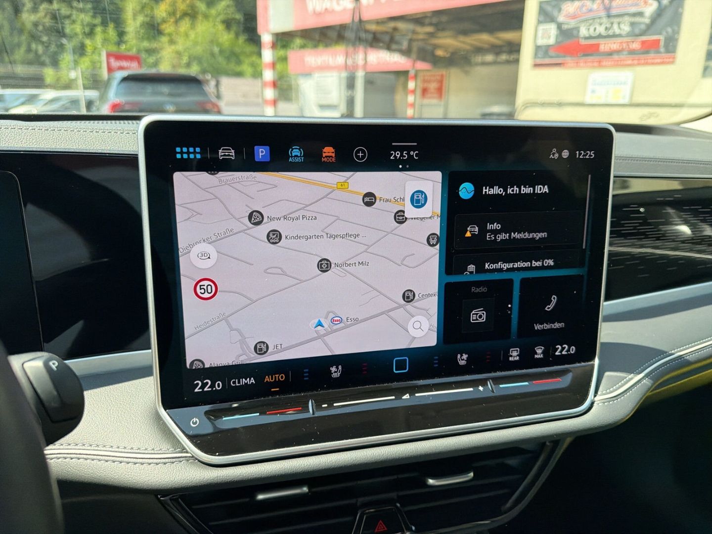 Fahrzeugabbildung Volkswagen Passat 2.0 TDI Business Premium AHK 360 Kamera