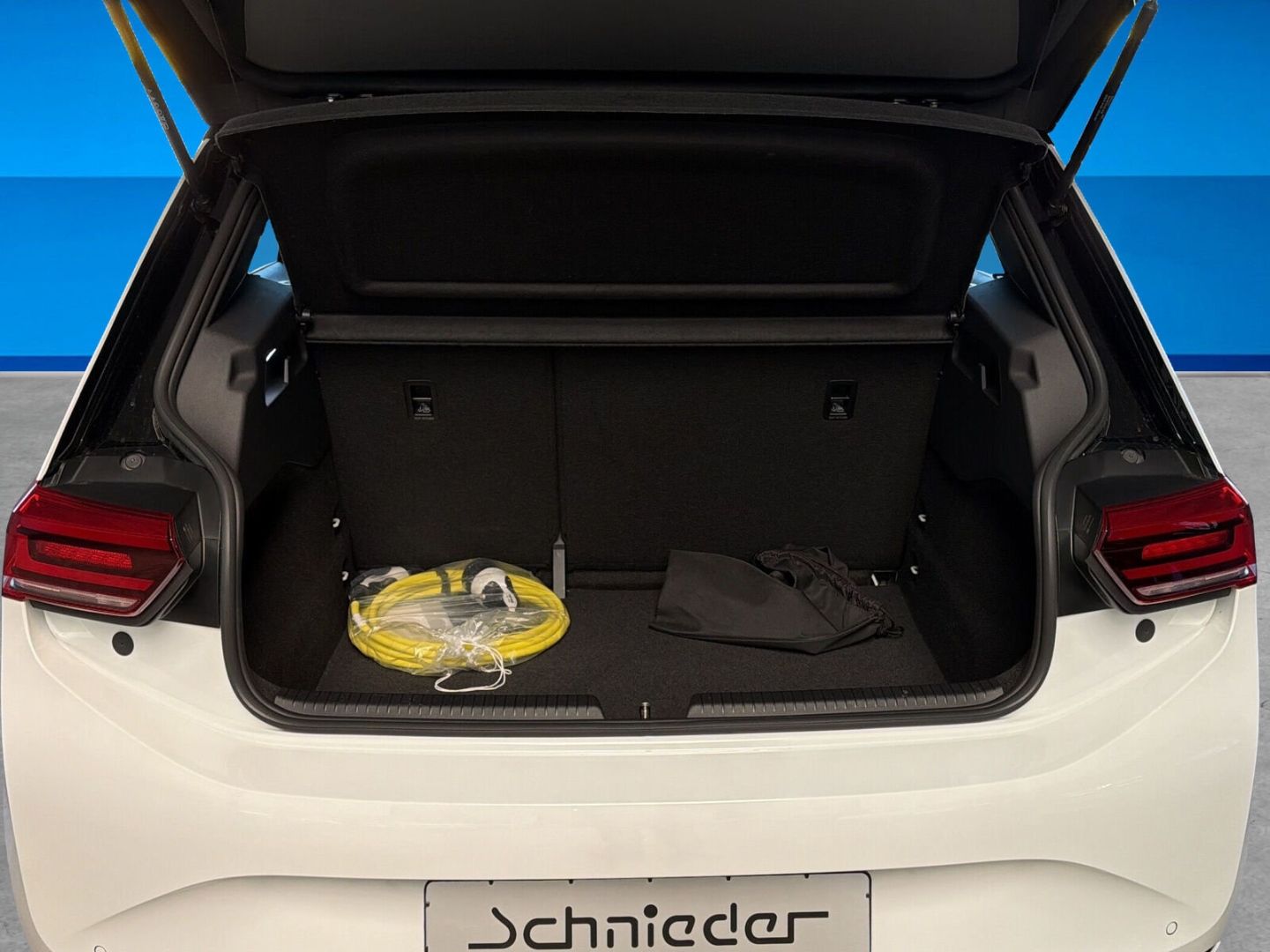 Fahrzeug 11 Fahrzeugabbildung Volkswagen ID.3 150 kW Pro Performance Navi Rear View