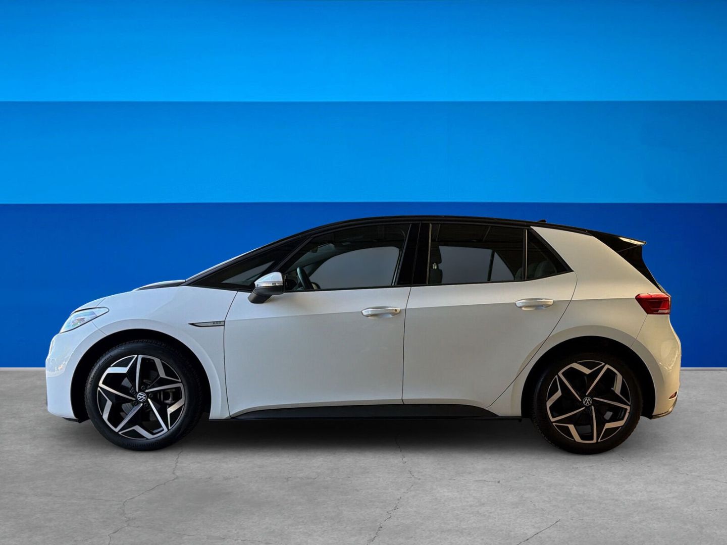 Fahrzeug 4 Fahrzeugabbildung Volkswagen ID.3 150 kW Pro Performance Navi Rear View
