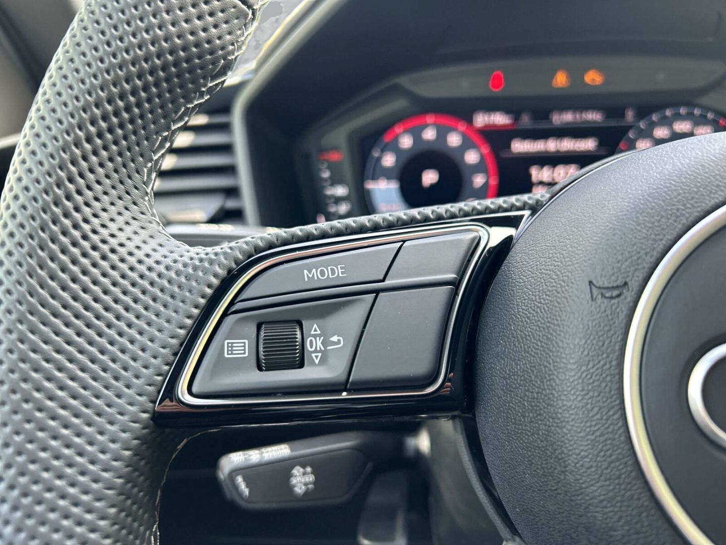 Fahrzeugabbildung Audi A1 SPORTBACK 30 TFSI+S tronic+VIRTUAL+KLIMA - mit KI generiert/bearbeitet