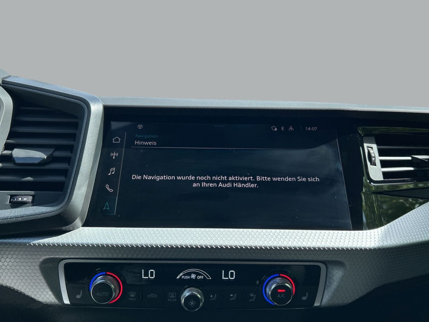 Fahrzeugabbildung Audi A1 SPORTBACK 30 TFSI+S tronic+VIRTUAL+KLIMA - mit KI generiert/bearbeitet