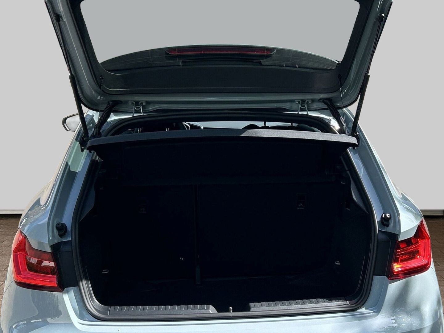 Fahrzeugabbildung Audi A1 SPORTBACK 30 TFSI+S tronic+VIRTUAL+KLIMA - mit KI generiert/bearbeitet