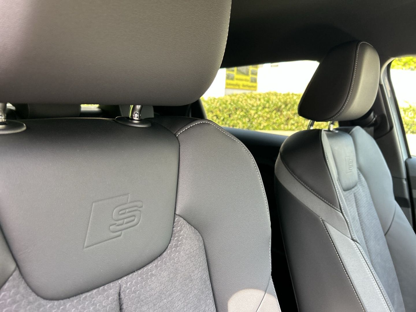 Fahrzeugabbildung Audi A1 SPORTBACK 30 TFSI+S tronic+VIRTUAL+KLIMA - mit KI generiert/bearbeitet