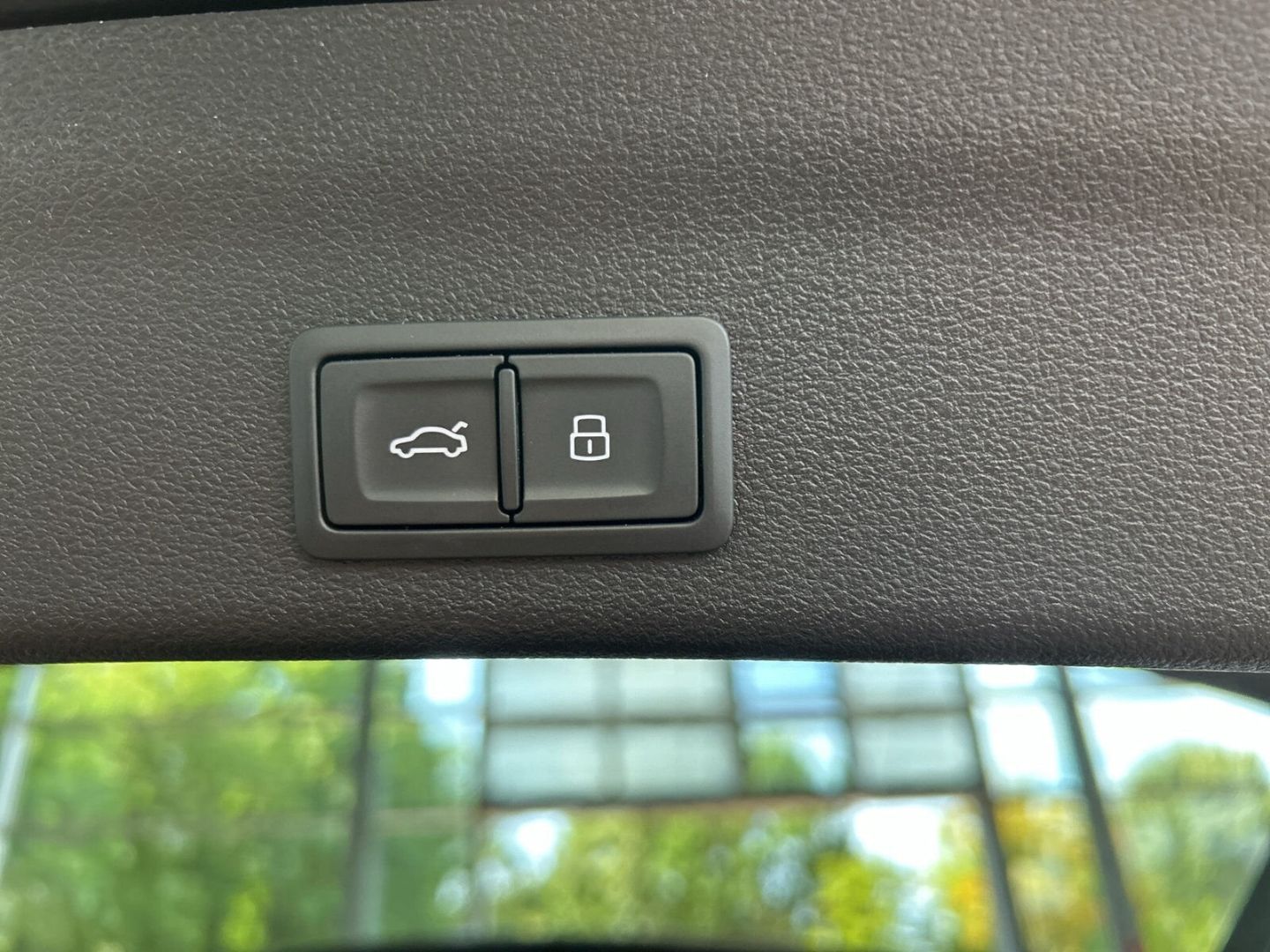Fahrzeugabbildung Audi A6 sport Avant 50 TFSI e quattro tronic S Line M - mit KI generiert/bearbeitet