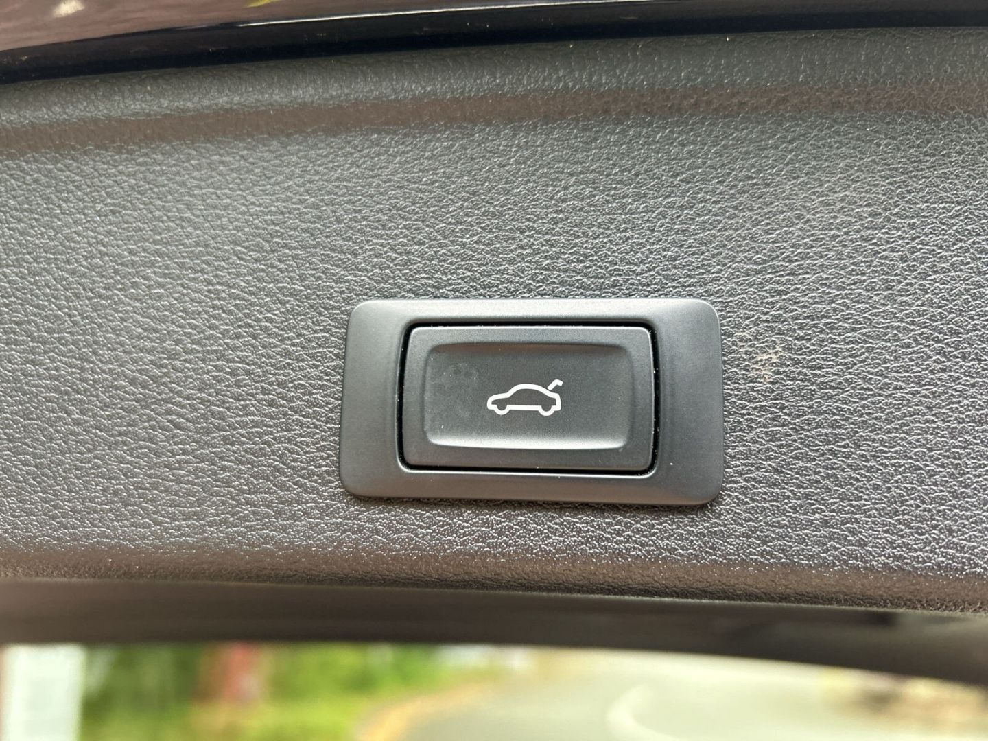 Fahrzeug 23 Fahrzeugabbildung Audi A4 1.4 TFSI Avant sport - mit KI generiert/bearbeitet