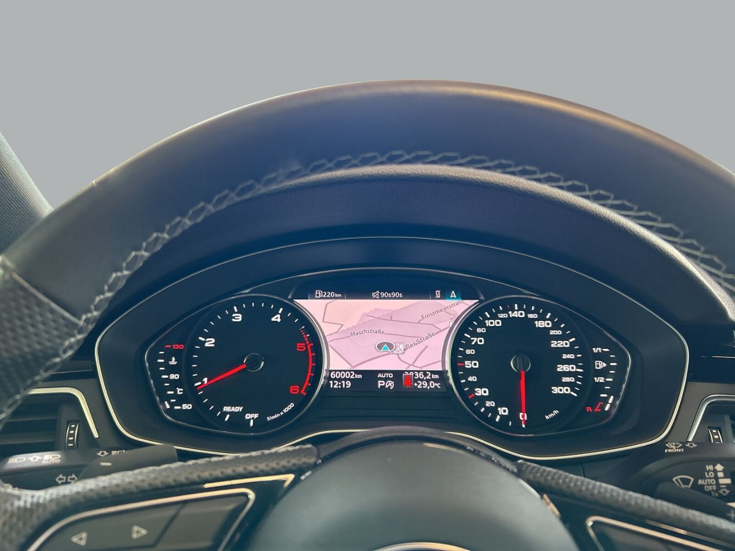 Fahrzeug 16 Fahrzeugabbildung Audi A4 Avant 40 TDI S tronic S Line LED Leder Pano A - mit KI generiert/bearbeitet