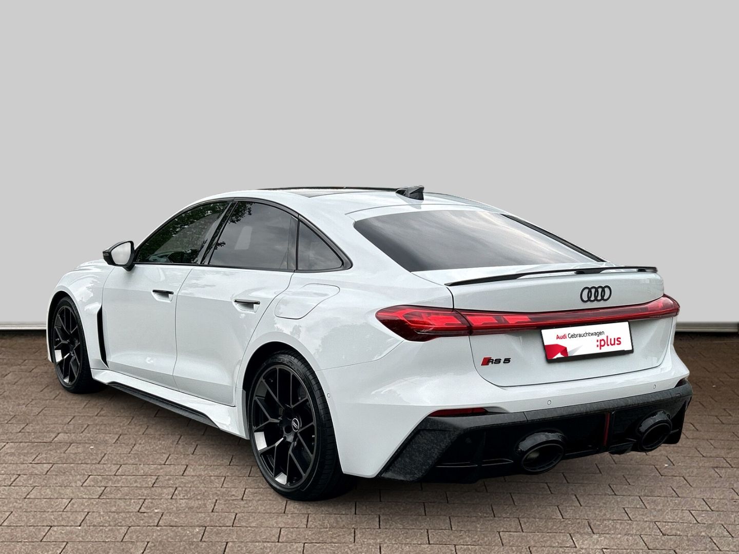 Fahrzeug 6 Fahrzeugabbildung Audi RS5 LIMOUSINE+LED+TECHPRO+SPORTPAKET+CARBON+HUD - mit KI generiert/bearbeitet