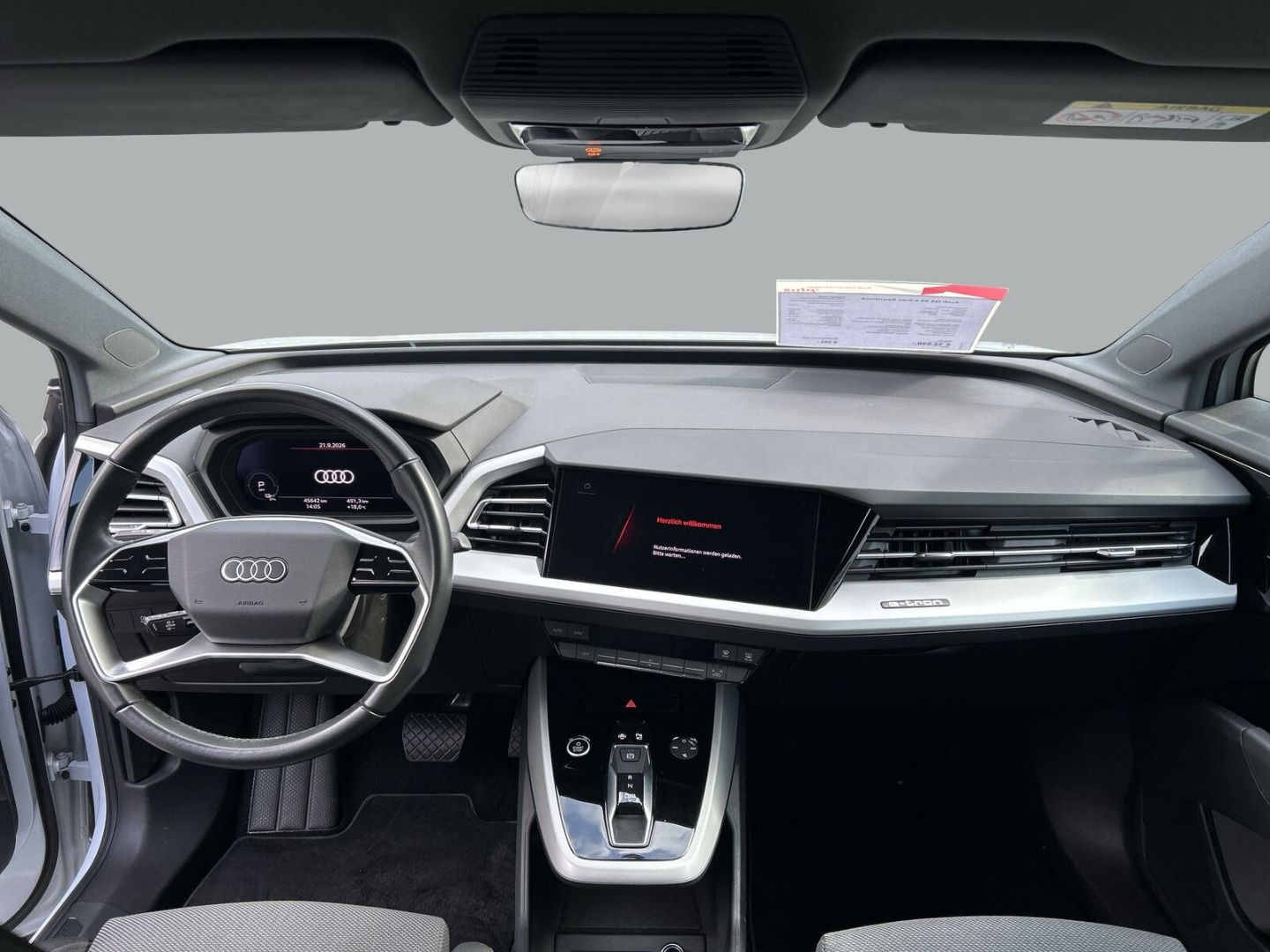 Fahrzeug 11 Fahrzeugabbildung Audi Q4 40 Sportback AHK+NAVI+VIRTUAL+SH+PDC+DAB+CARP - mit KI generiert/bearbeitet