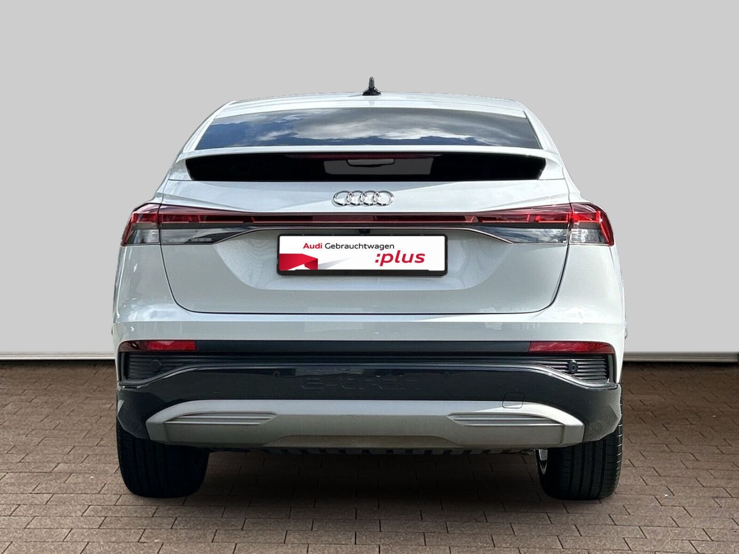 Fahrzeug 9 Fahrzeugabbildung Audi Q4 40 Sportback AHK+NAVI+VIRTUAL+SH+PDC+DAB+CARP - mit KI generiert/bearbeitet