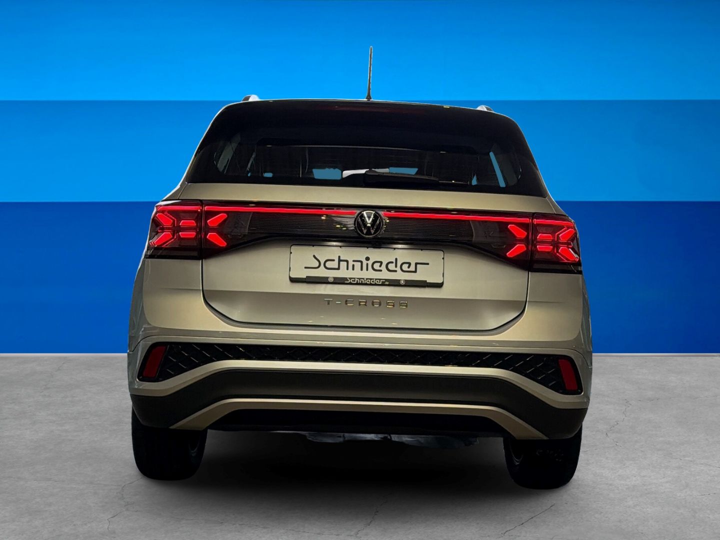 Fahrzeug 8 Fahrzeugabbildung Volkswagen T-Cross 1.0 TSI R-Line Climatronic Rear View - mit KI generiert/bearbeitet