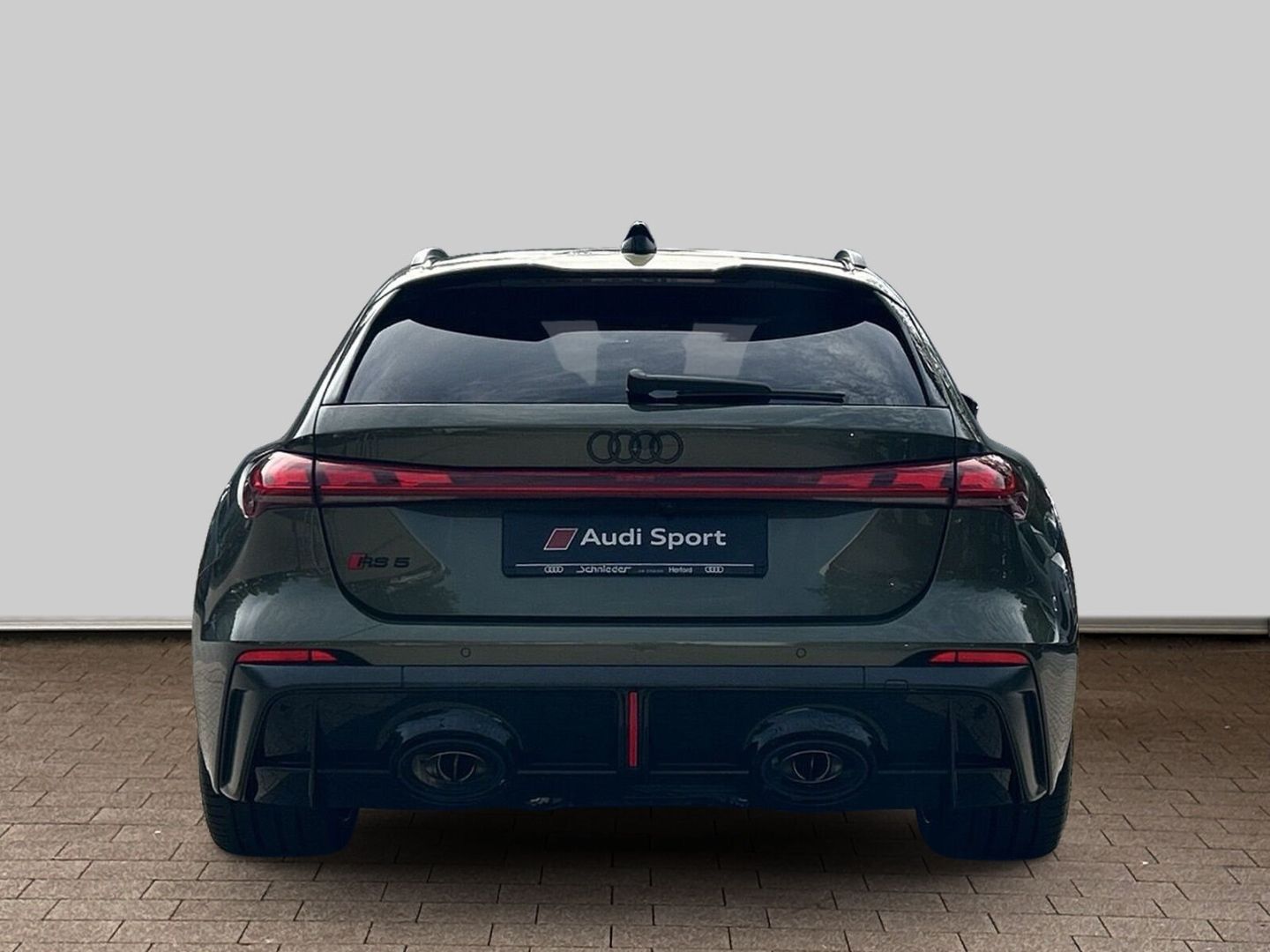 Fahrzeug 9 Fahrzeugabbildung Audi RS5 AVANT 470KW PHEV+LED+TECHPRO+PANOA+AHK+B&O - mit KI generiert/bearbeitet